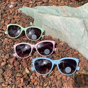 Sunglasses - No Brand Fun Sunglasses in Pastel Colors